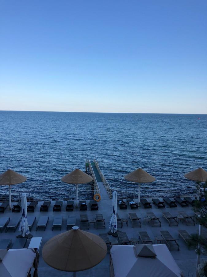Maristella Marine Residense Hotel Apartment Odesa Exterior foto