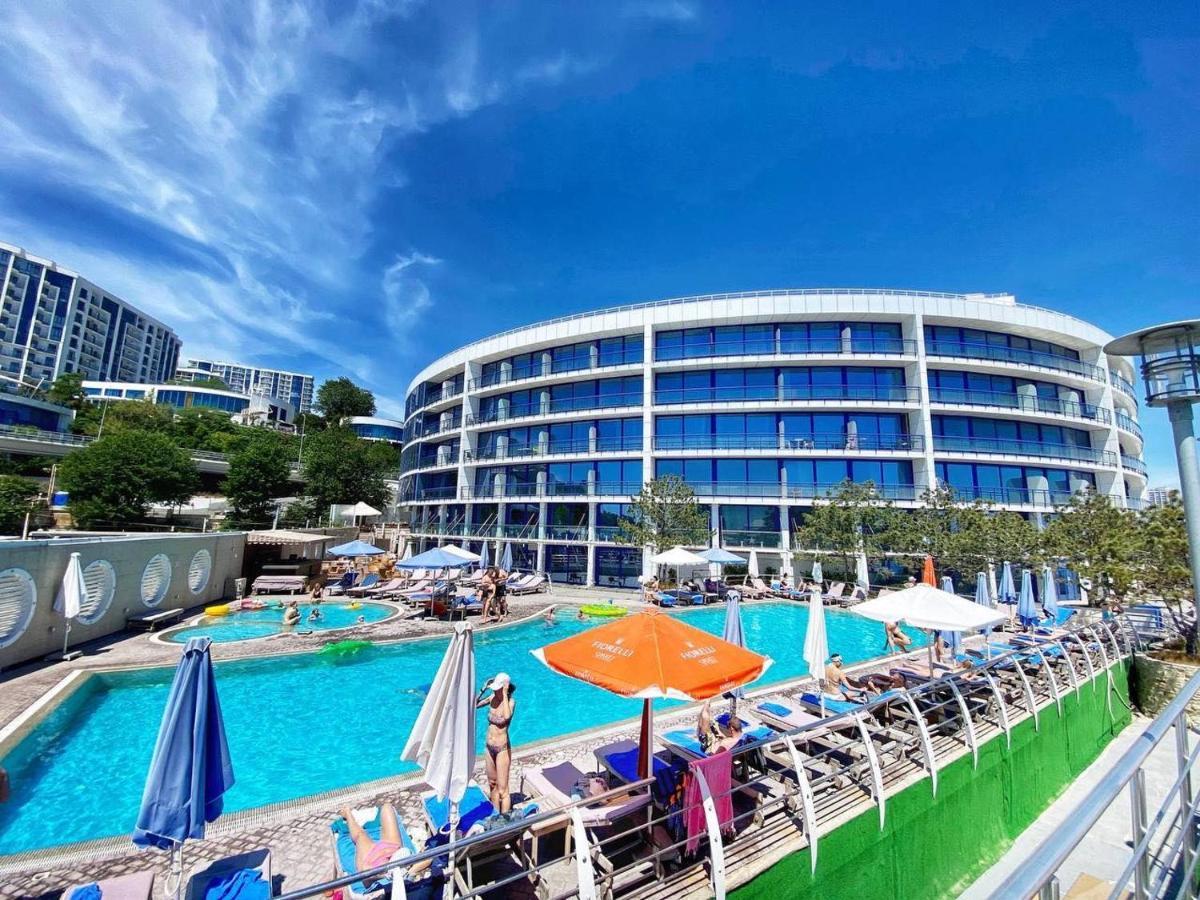 Maristella Marine Residense Hotel Apartment Odesa Exterior foto